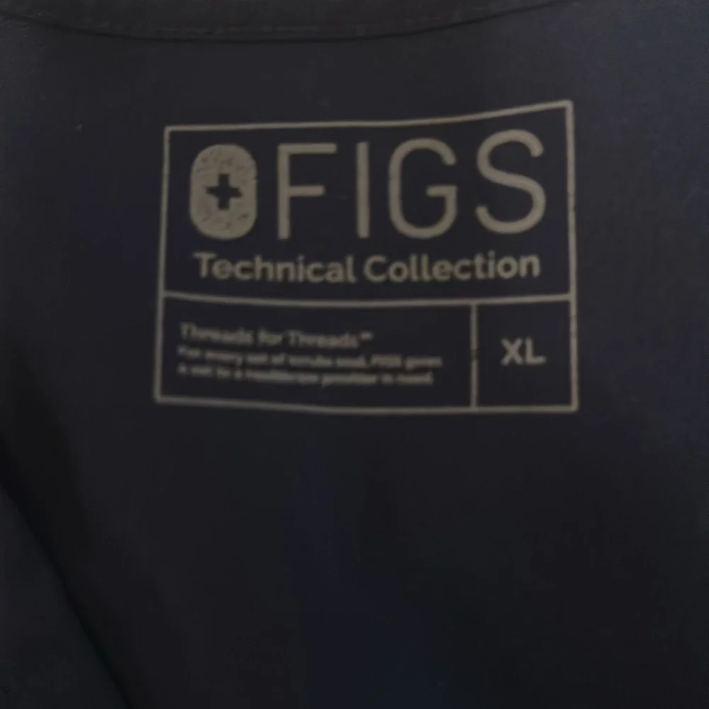 Figs Casma Top XL - Picture 2 of 4